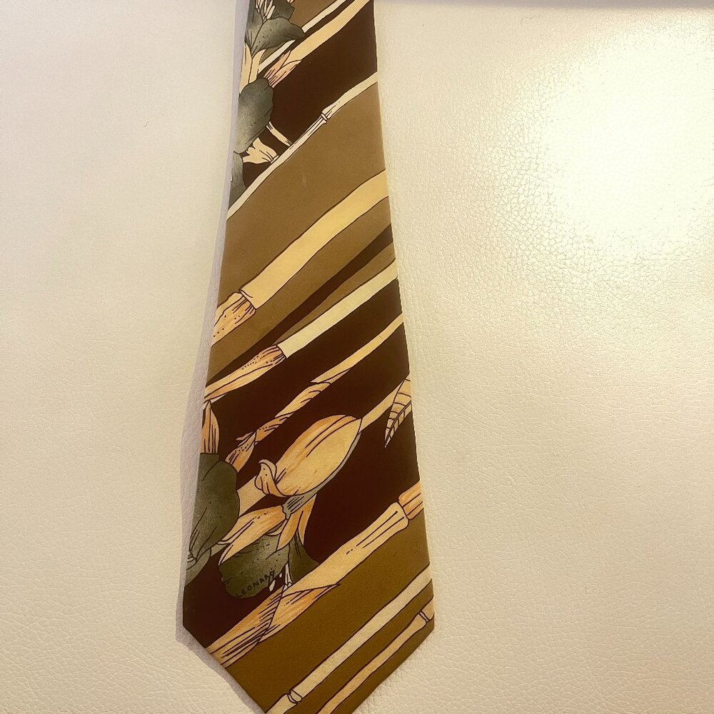 Leonard Paris Necktie Tie Silk Italy Brown tan Floral
